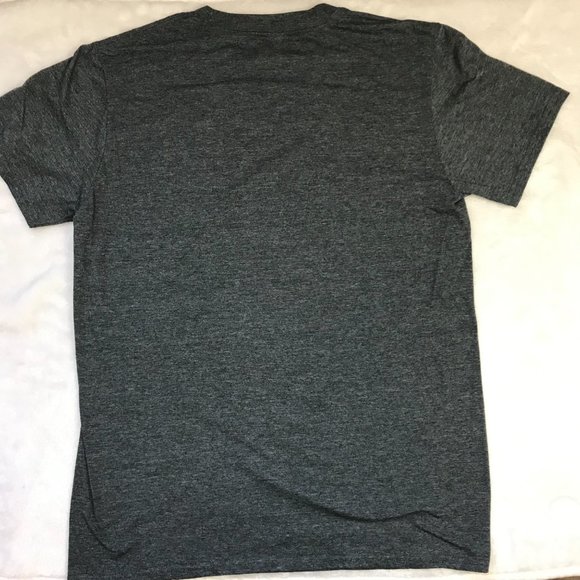 Pink Floyd Womens Seamless Crewneck Band Tee Graphic T-Shirt Medium Short Sleeve - Picture 9 of 9